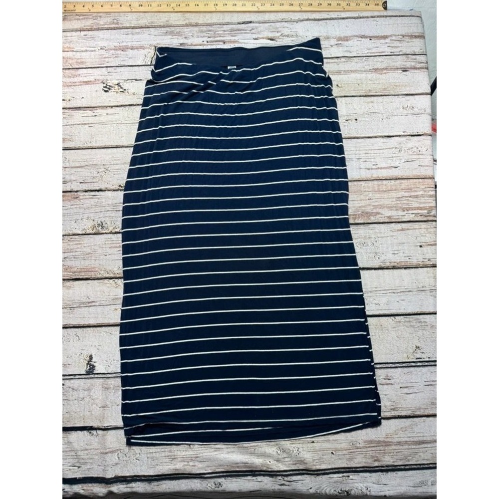 Old Navy 1X Women's Navy Blue Striped Maxi Skirt